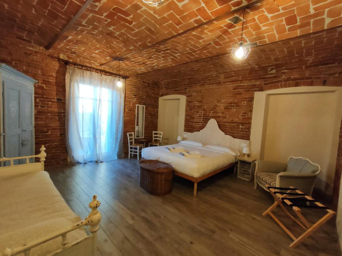 Cascina Bellonuovo Alba  Buitenkant foto