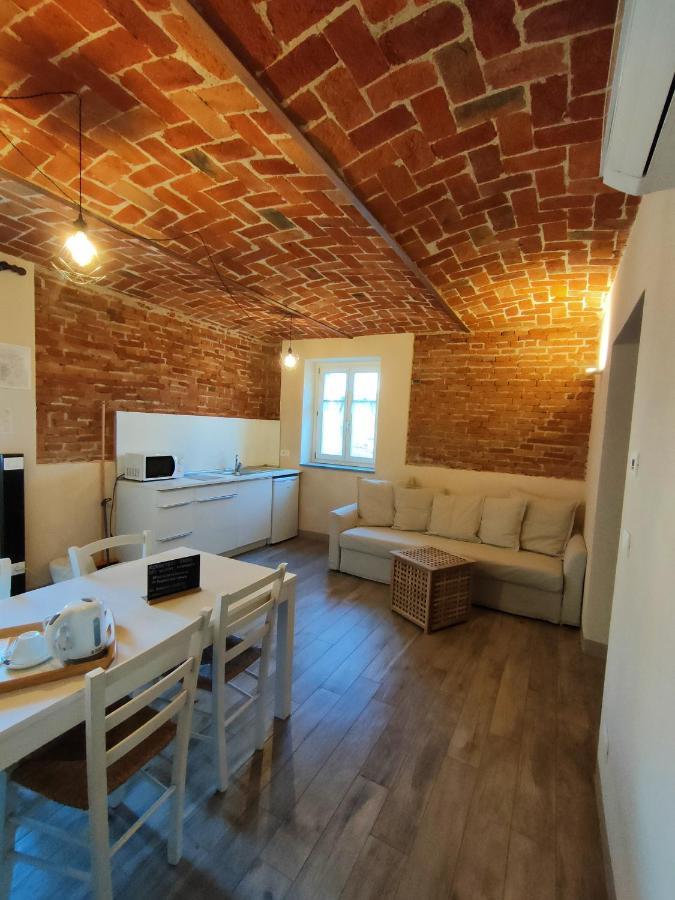 Cascina Bellonuovo Alba  Buitenkant foto