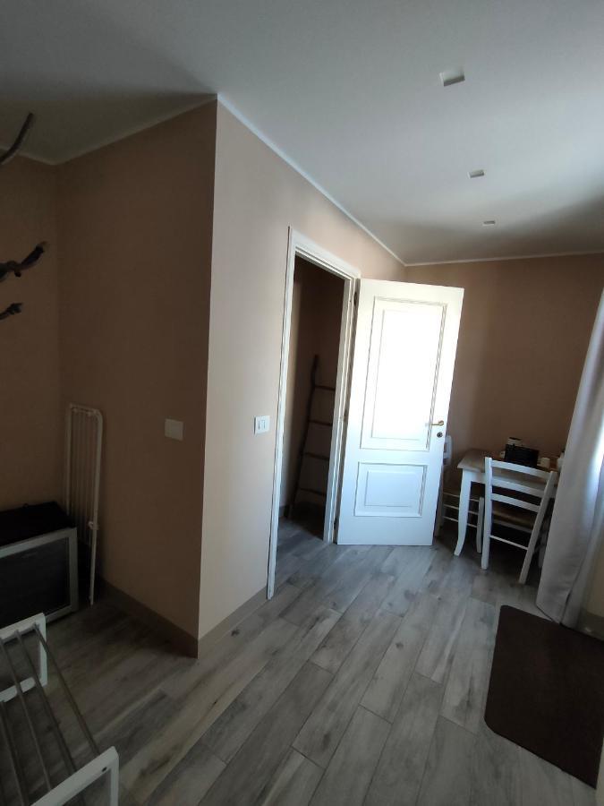 Cascina Bellonuovo Alba  Buitenkant foto
