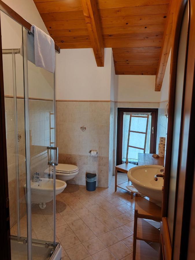 Cascina Bellonuovo Alba  Buitenkant foto